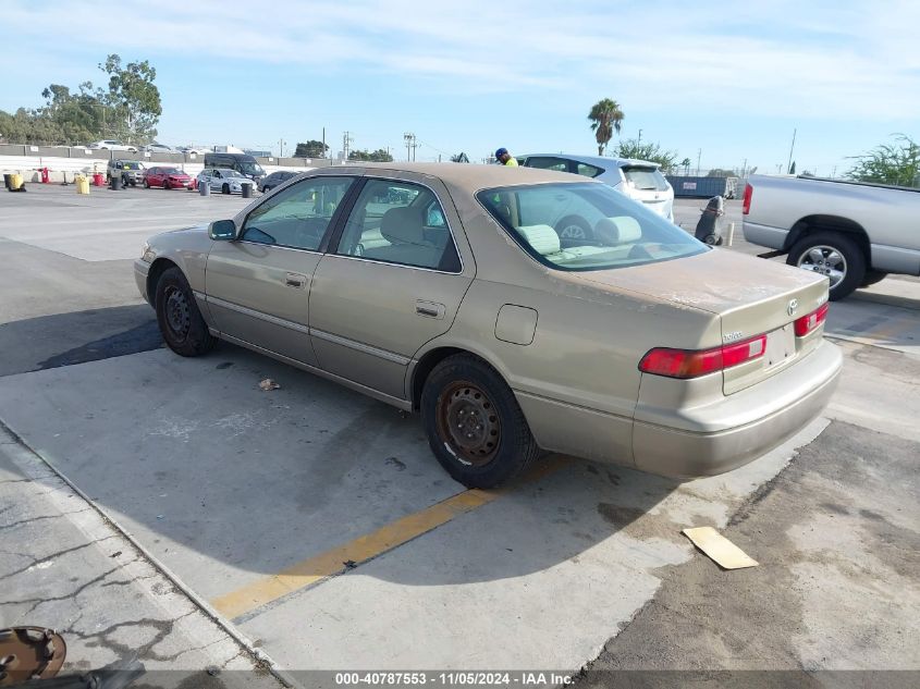 1999 Toyota Camry Le VIN: JT2BG22K7X0279514 Lot: 40787553