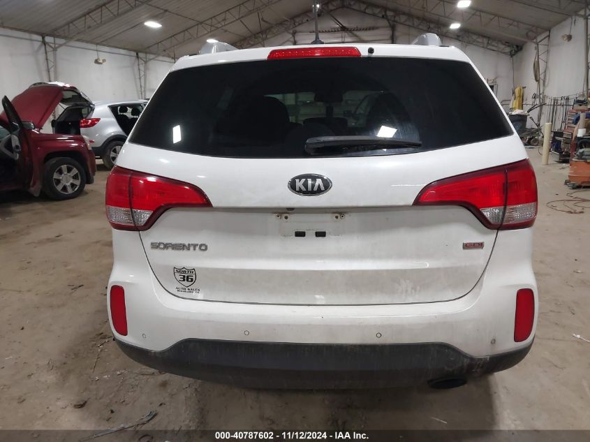 2014 KIA SORENTO LX - 5XYKTCA6XEG488640