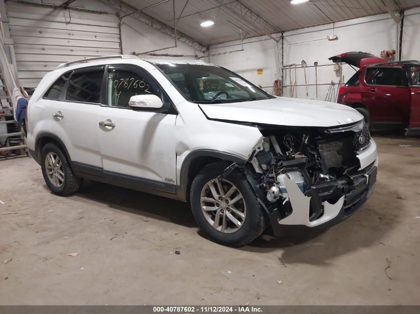 2014 KIA SORENTO LX - 5XYKTCA6XEG488640