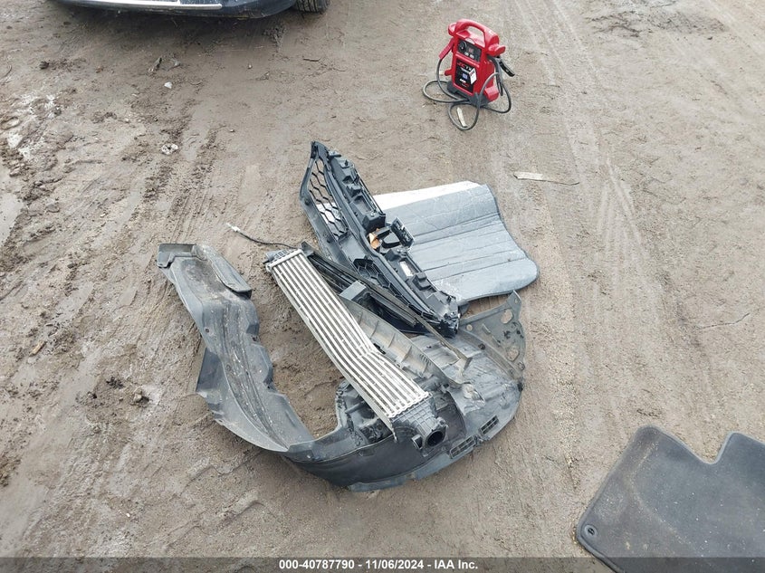 2018 HONDA CR-V TOURING - 7FARW1H97JE024415