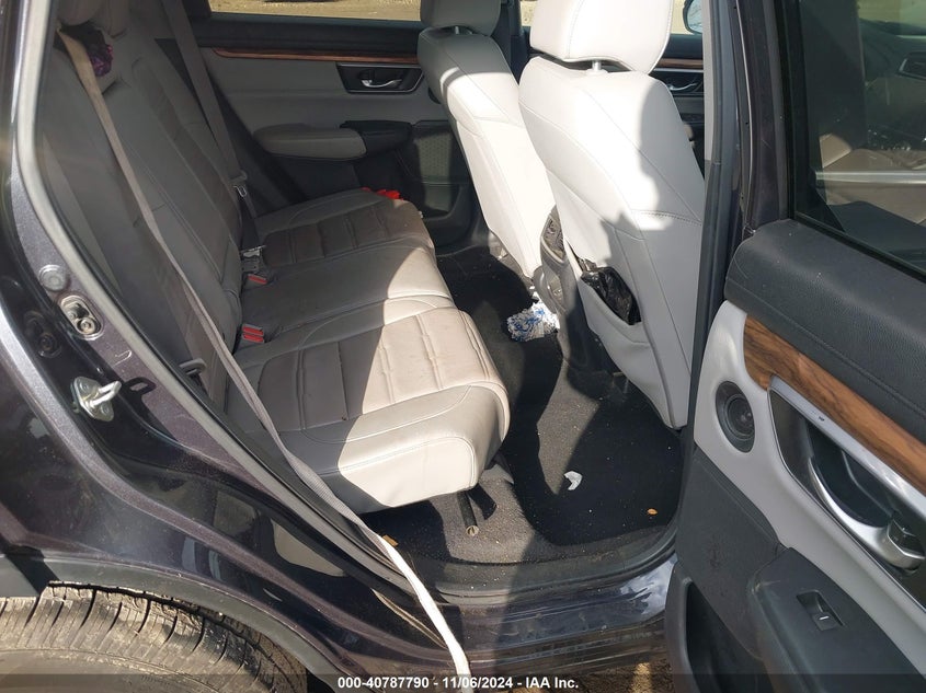2018 HONDA CR-V TOURING - 7FARW1H97JE024415