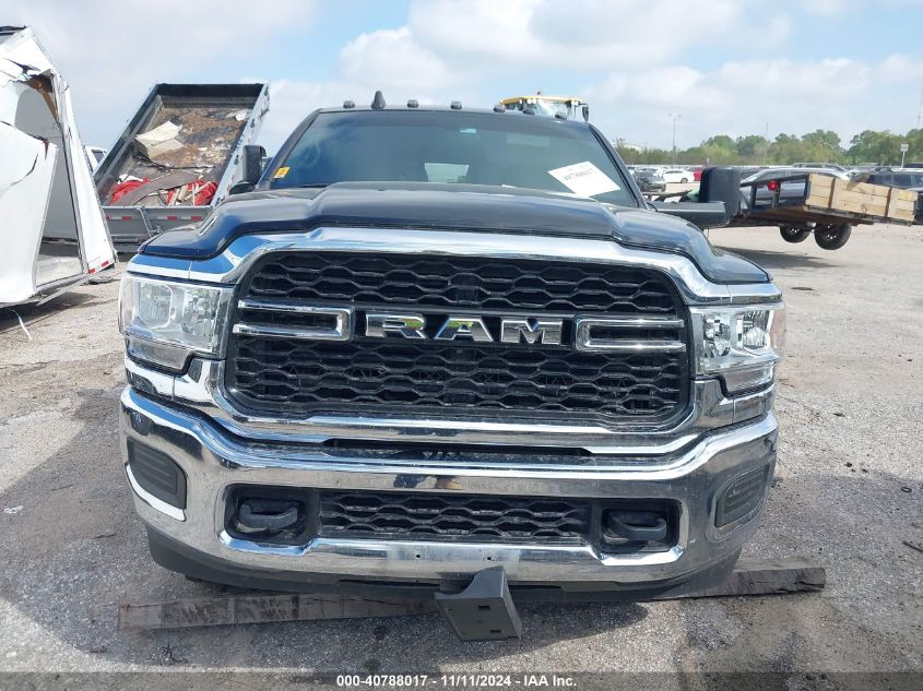 2022 Ram 3500 Tradesman 4X4 8' Box VIN: 3C63RRGL9NG140789 Lot: 40788017