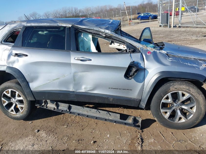 2015 Jeep Cherokee Trailhawk VIN: 1C4PJMBS8FW785813 Lot: 40788045