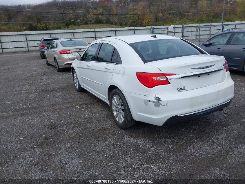 VIN 1C3CCBAB9DN635621 2013 Chrysler 200, LX no.3