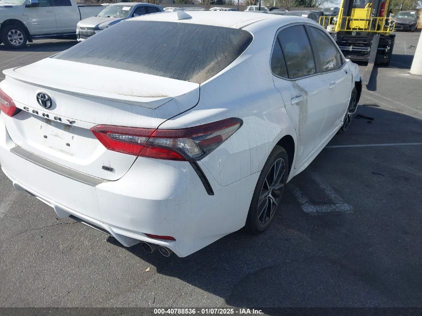 VIN 4T1G11AK7MU608187 2021 Toyota Camry, SE no.4