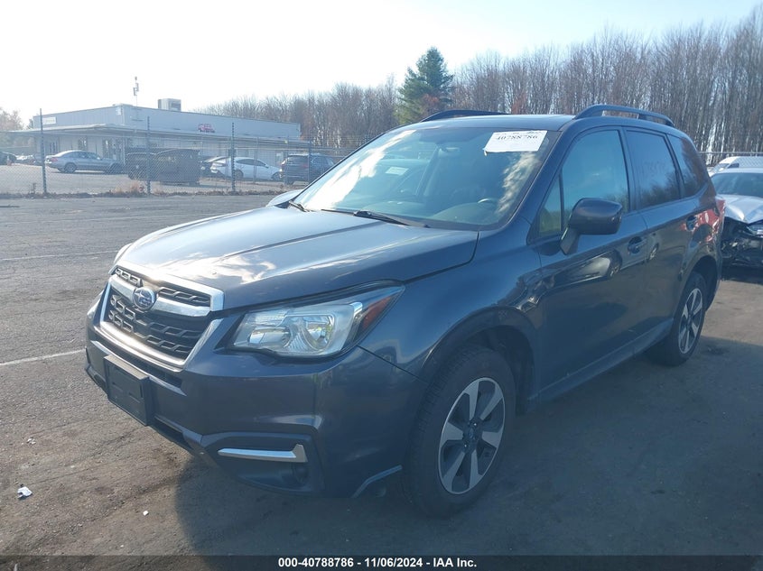 VIN JF2SJAEC2HH518981 2017 SUBARU FORESTER 2.5I PREMIUM