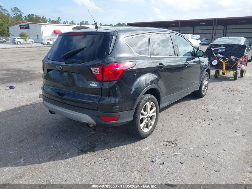 VIN 1FMCU0GD3KUA51431 2019 Ford Escape, SE no.4