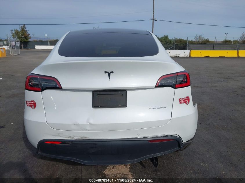 2021 Tesla Model Y Long Range Dual Motor All-Wheel Drive VIN: 5YJYGDEEXMF100687 Lot: 40789481