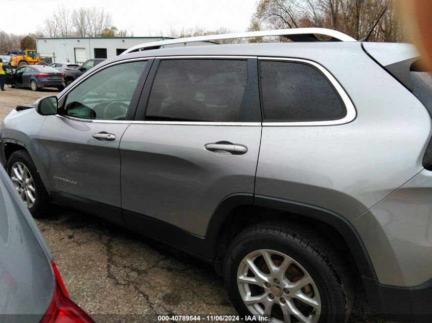 2016 Jeep Cherokee Latitude VIN: 1C4PJLCB0GW211877 Lot: 40789544