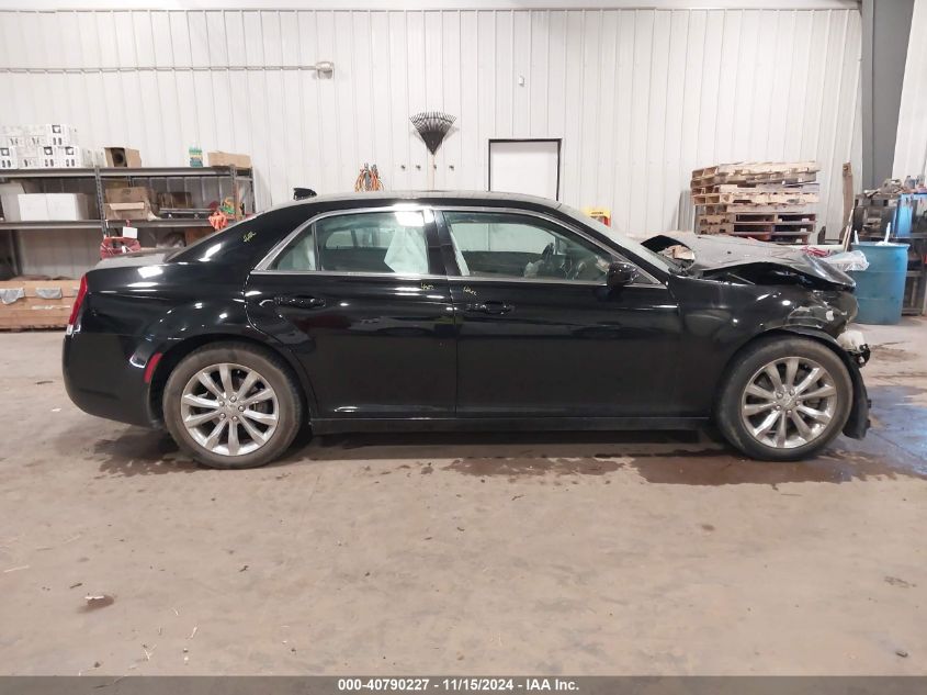 2017 Chrysler 300 Limited Awd VIN: 2C3CCARG1HH610365 Lot: 40790227