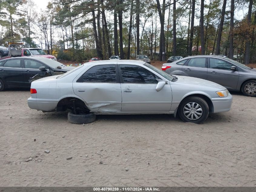 2000 Toyota Camry Ce VIN: 4T1BG22K3YU715773 Lot: 40790259