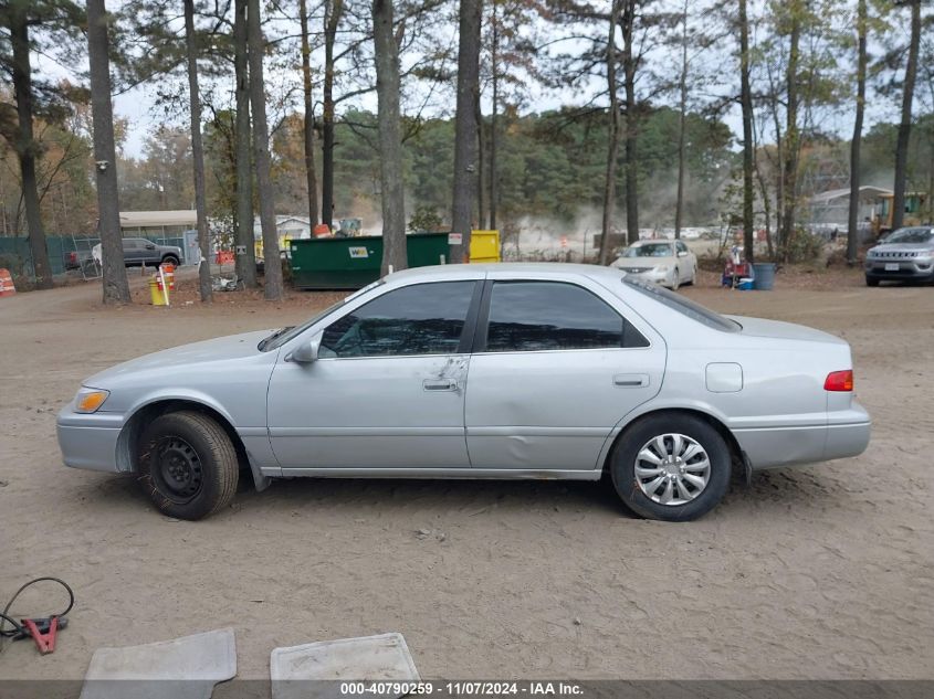 2000 Toyota Camry Ce VIN: 4T1BG22K3YU715773 Lot: 40790259