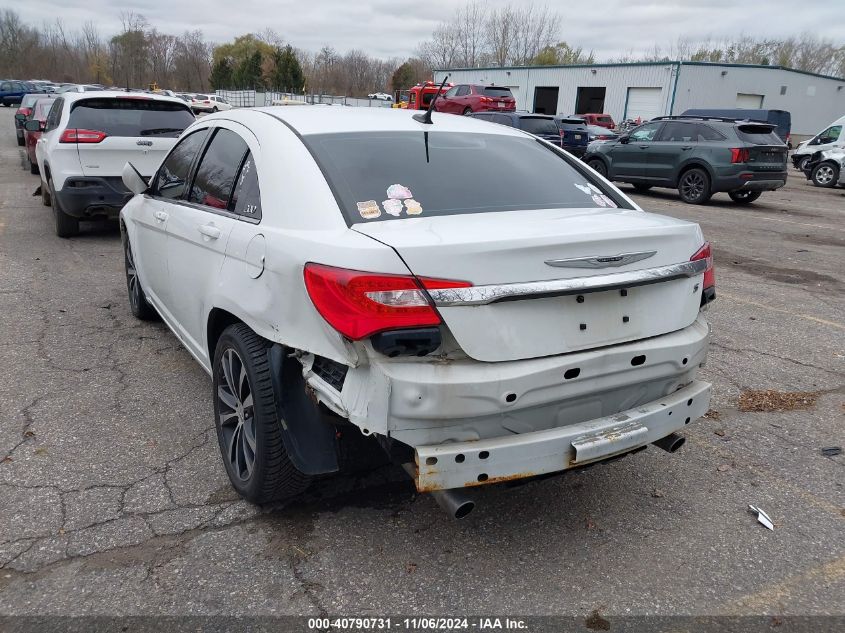 2013 Chrysler 200 Limited VIN: 1C3CCBCG4DN651573 Lot: 40790731