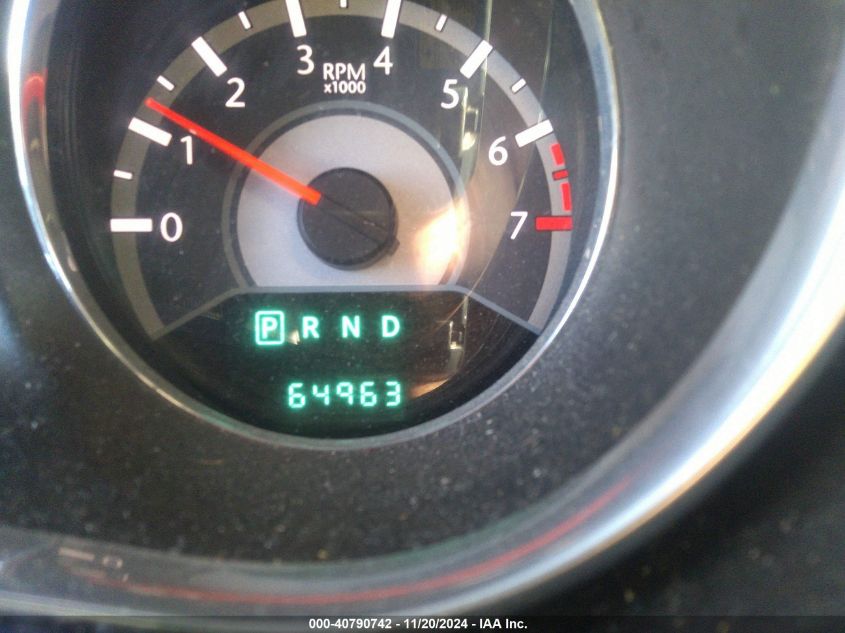 2013 Chrysler 200 Limited VIN: 1C3CCBCG2DN527950 Lot: 40790742