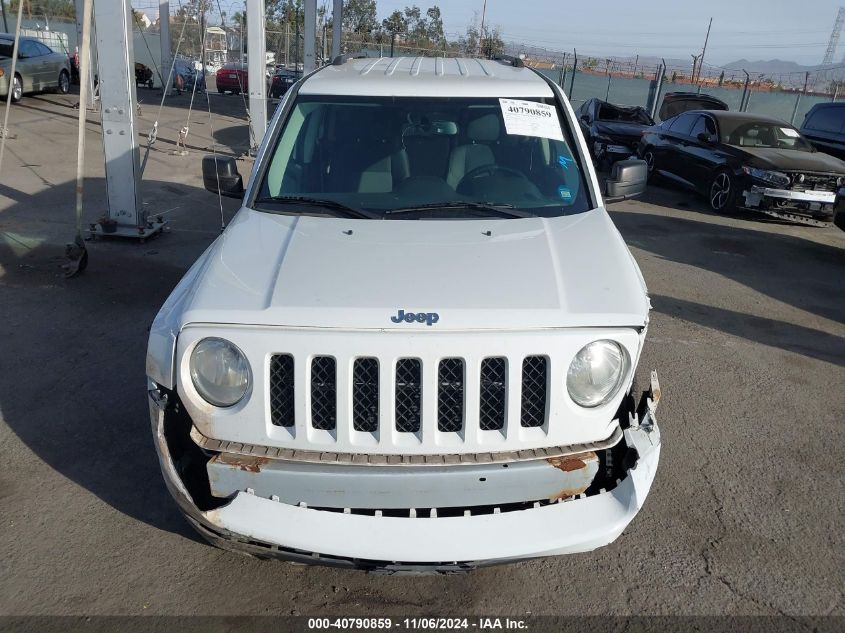 VIN 1C4NJRFB0ED528735 2014 JEEP PATRIOT no.13