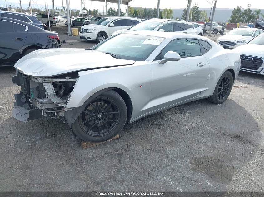 2018 CHEVROLET CAMARO VIN: 1G1FB1RX2J0117129