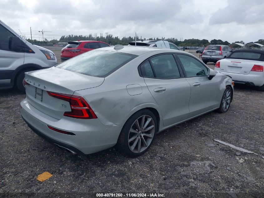 VIN 7JR102FK9LG063765 2020 Volvo S60, T5 Momentum no.4