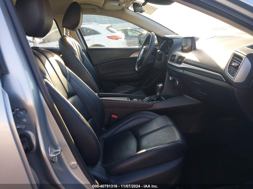 2018 MAZDA MAZDA3 TOURING - 3MZBN1V36JM199134