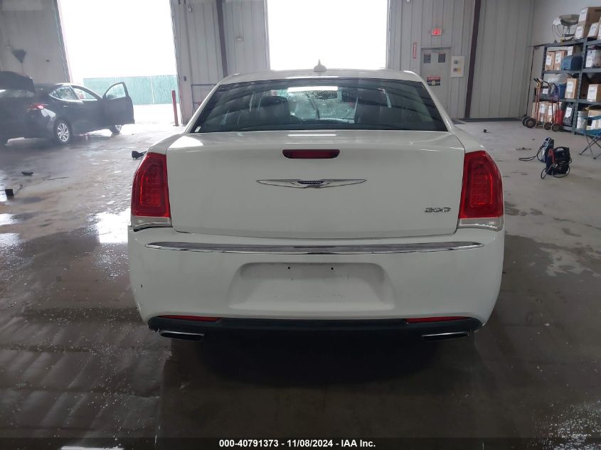 2015 Chrysler 300 Limited VIN: 2C3CCAAG1FH930942 Lot: 40791373