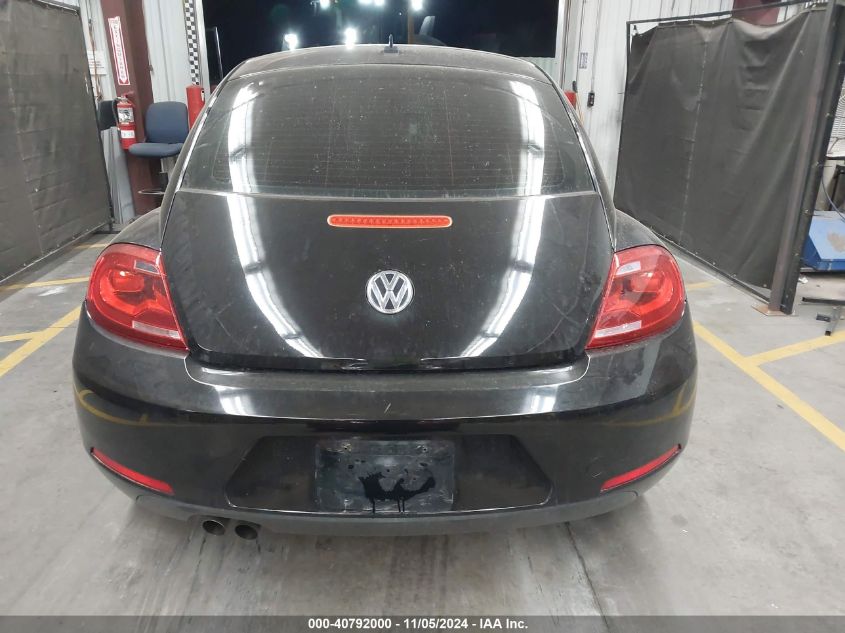 2013 Volkswagen Beetle 2.5L VIN: 3VWJX7AT2DM602173 Lot: 40792000