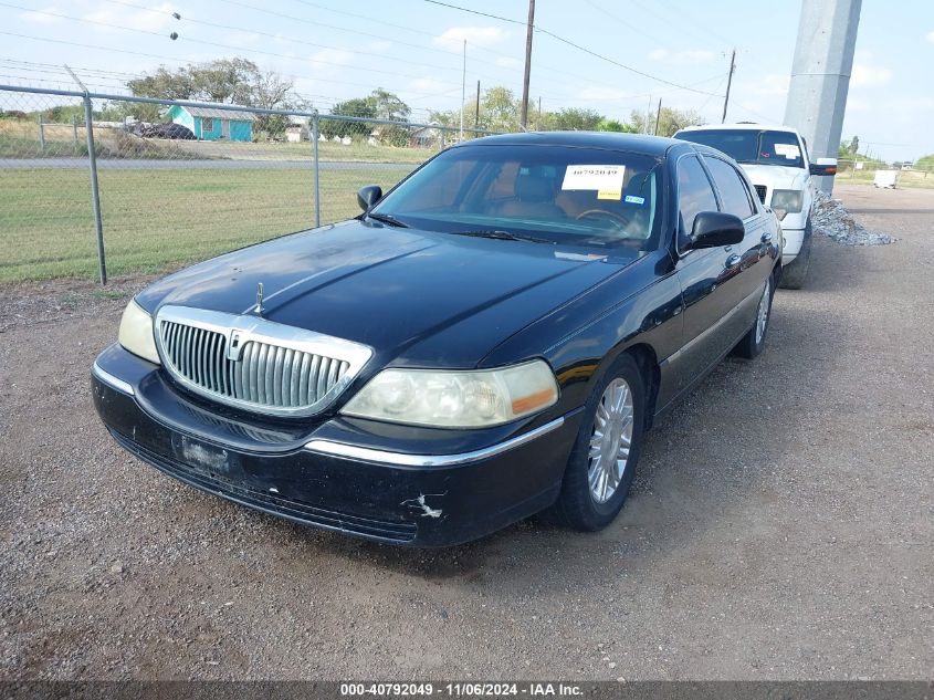 2008 Lincoln Town Car Signature Limited VIN: 2LNHM82V38X639240 Lot: 40792049