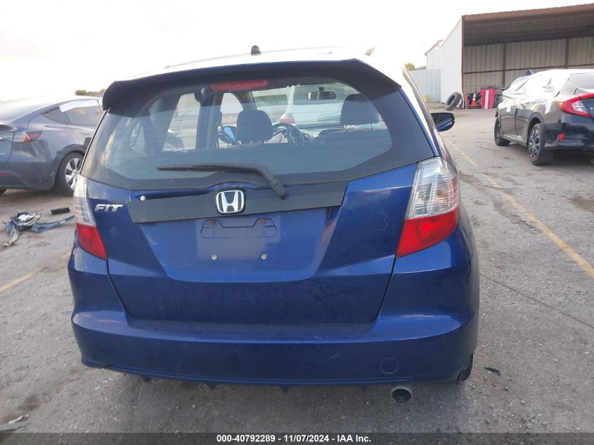 2013 Honda Fit Sport VIN: JHMGE8G55DC013782 Lot: 40792289