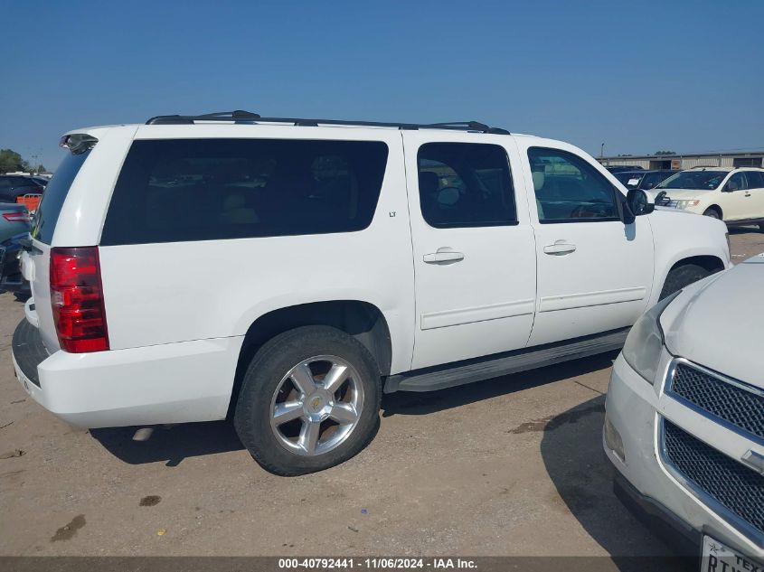 2014 Chevrolet Suburban 1500 Lt VIN: 1GNSCJE04ER102586 Lot: 40792441