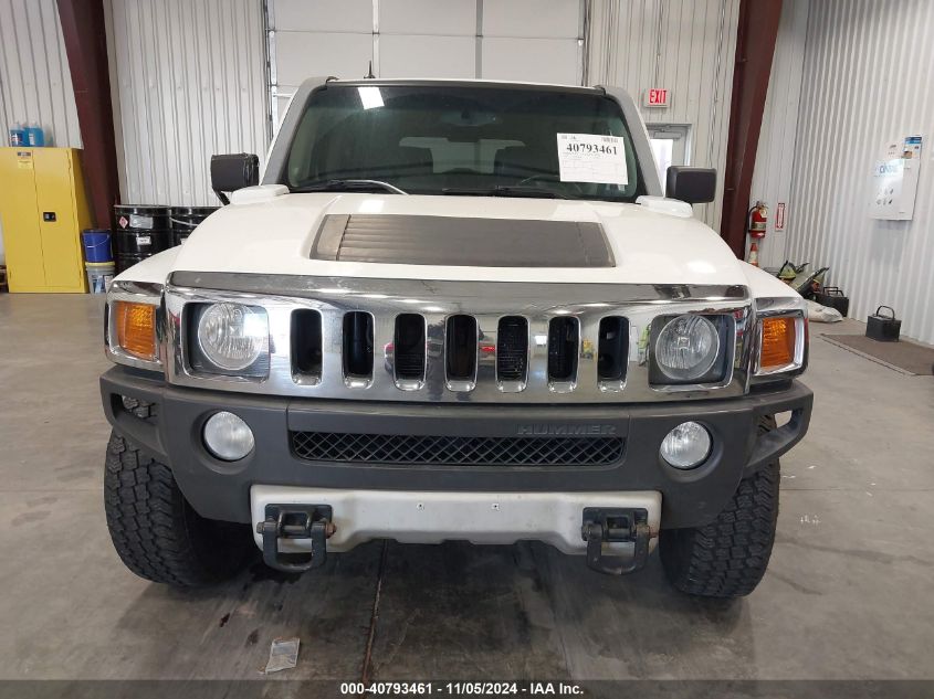 2008 Hummer H3 Suv VIN: 5GTEN13E588159672 Lot: 40793461