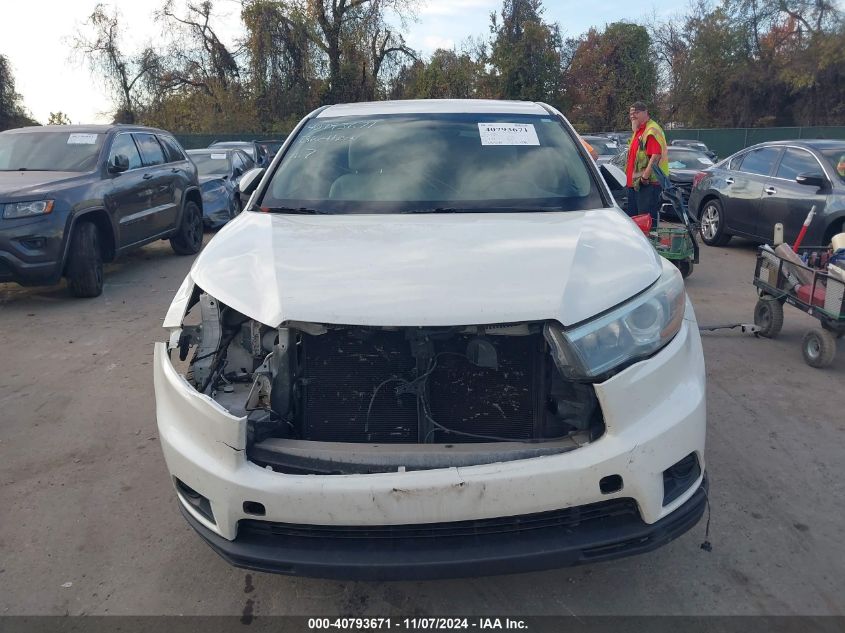 2015 Toyota Highlander Le V6 VIN: 5TDBKRFH2FS182617 Lot: 40793671