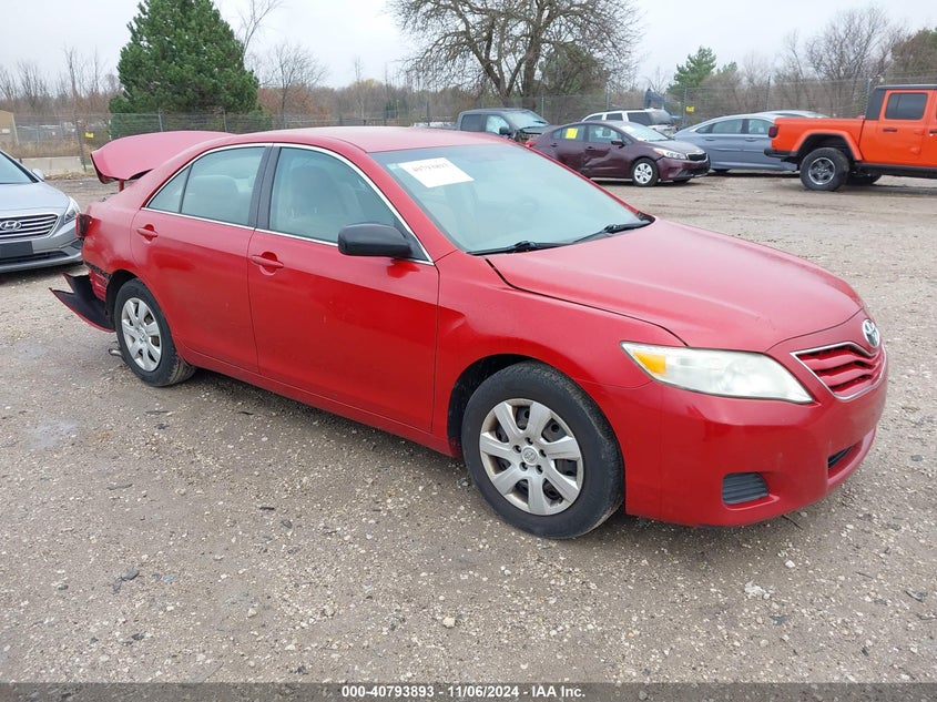 2011 TOYOTA CAMRY