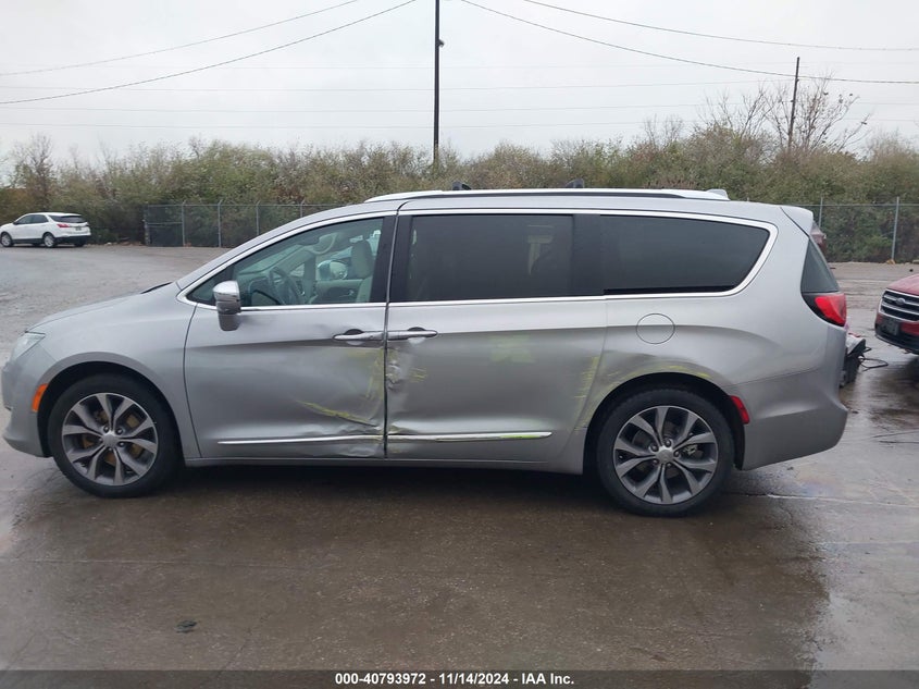 2017 CHRYSLER PACIFICA LIMITED - 2C4RC1GG6HR744646