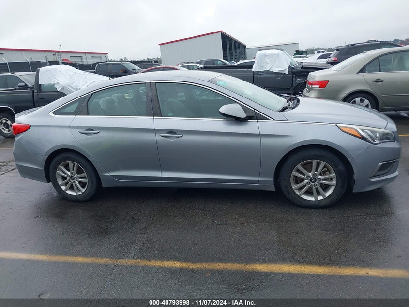 2016 HYUNDAI SONATA SE - 5NPE24AF3GH386596