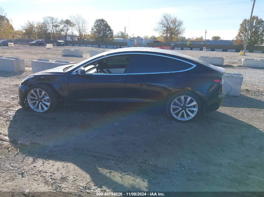 2019 Tesla Model 3 Long Range/Performance VIN: 5YJ3E1EB3KF421889 Lot: 40794026