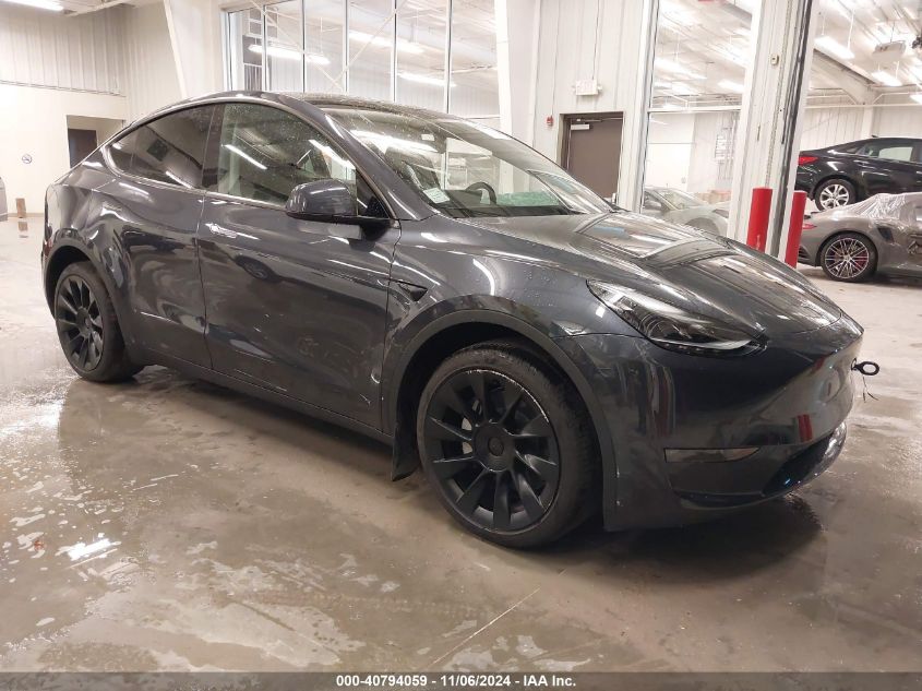 2024 TESLA MODEL Y LONG RANGE DUAL MOTOR ALL-WHEEL DRIVE - 7SAYGDEE5RA284010