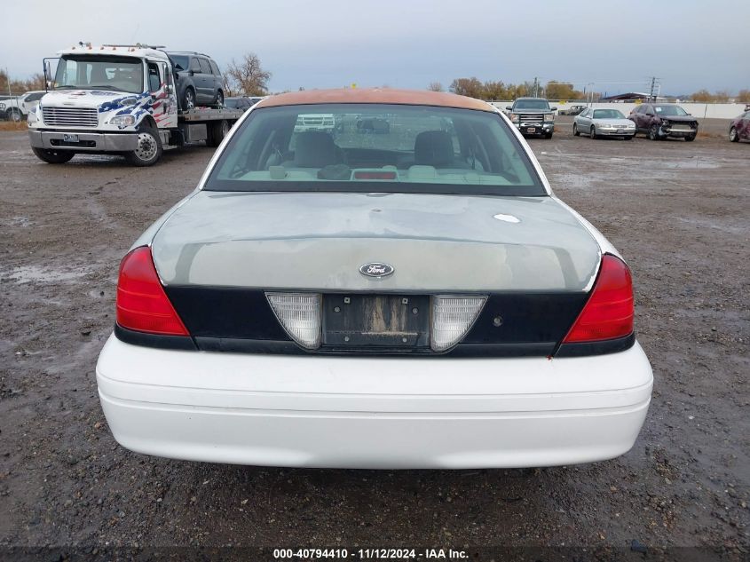 2004 Ford Police Interceptor Base W/3.27 Axle/Ngv Base W/3.27 Axle/Police VIN: 2FAHP71W34X135092 Lot: 40794410