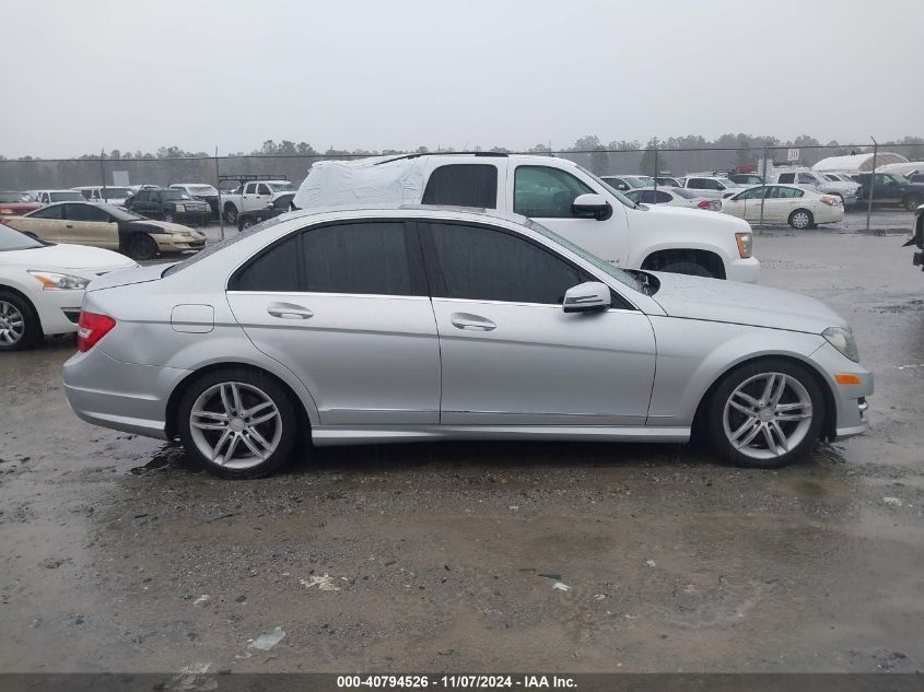 2013 Mercedes-Benz C 300 Luxury 4Matic/Sport 4Matic VIN: WDDGF8AB2DG880777 Lot: 40794526