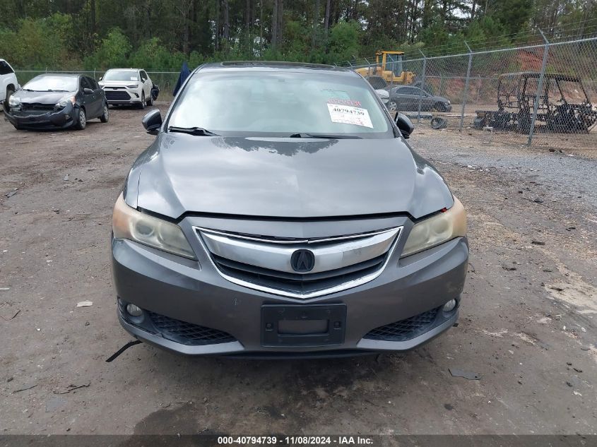 2013 Acura Ilx 2.0L VIN: 19VDE1F55DE000674 Lot: 40794739