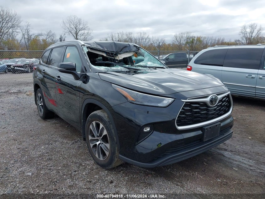 2022 TOYOTA HIGHLANDER VIN: 5TDGZRBH7NS564695