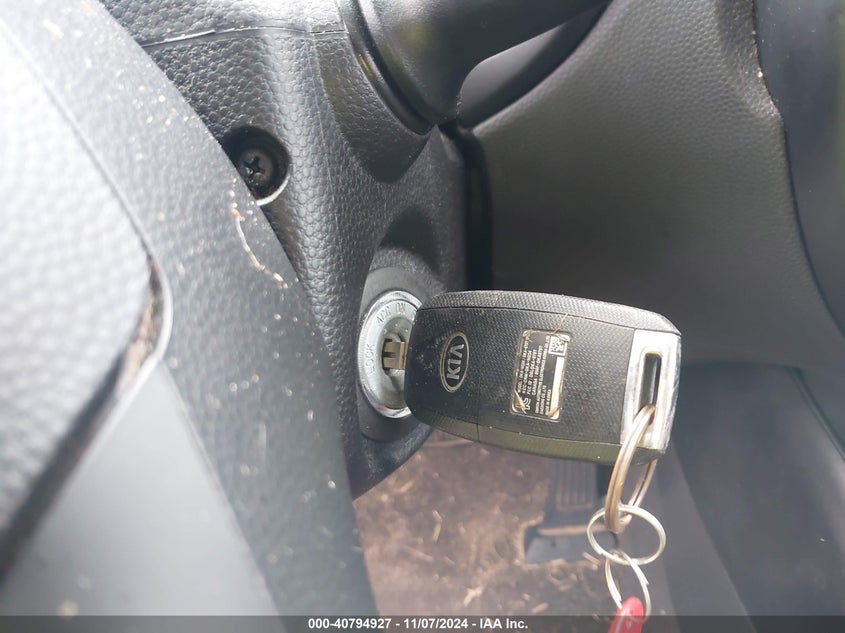 2015 KIA SOUL - KNDJN2A22F7187713