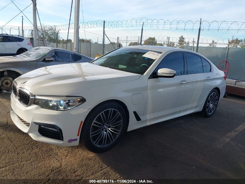 VIN WBAJA9C52JB253093 2018 BMW 5 Series, 530E Iperf... no.2