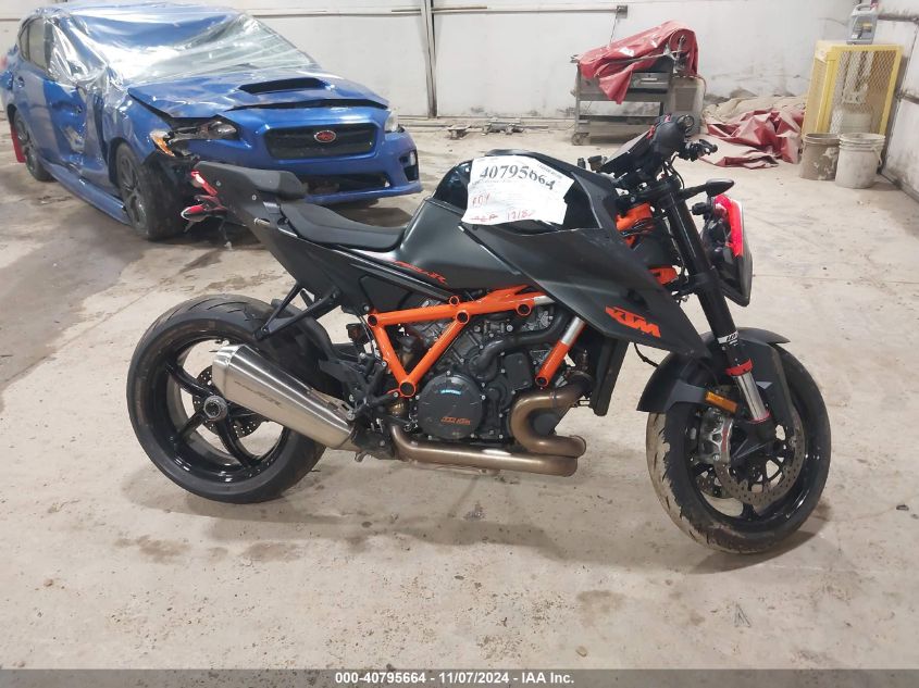 2020 Ktm 1290 Super Duke R VIN: VBKV39401LM925748 Lot: 40795664