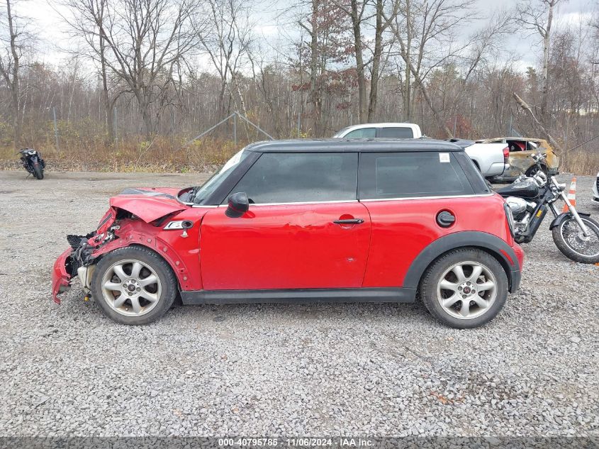 2008 Mini Cooper S VIN: WMWMF73538TT93547 Lot: 40795785