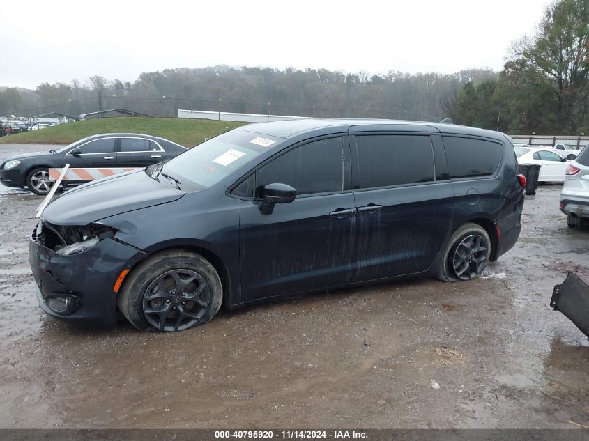 2019 Chrysler Pacifica Touring Plus VIN: 2C4RC1FGXKR715532 Lot: 40795920