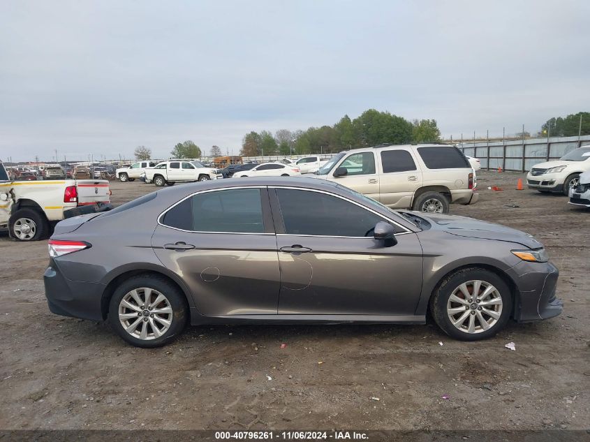 2018 Toyota Camry Le VIN: 4T1B11HK3JU101945 Lot: 40796261