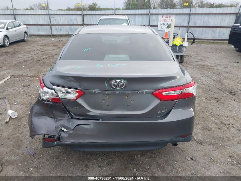 2018 Toyota Camry Le VIN: 4T1B11HK3JU101945 Lot: 40796261