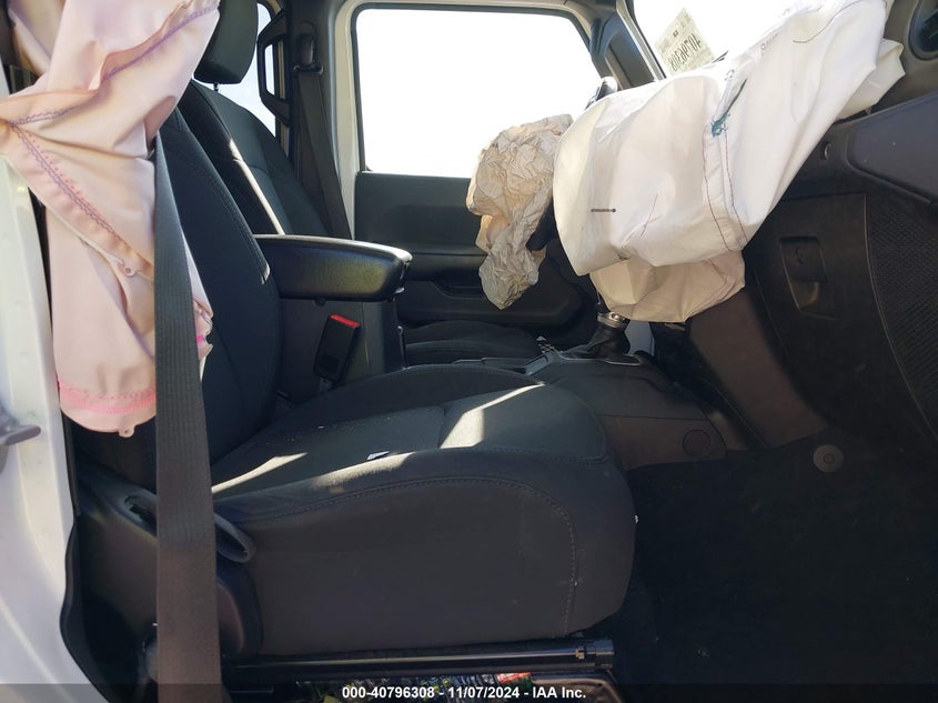 2018 JEEP WRANGLER UNLIMITED SPORT - 1C4HJXDG9JW271489