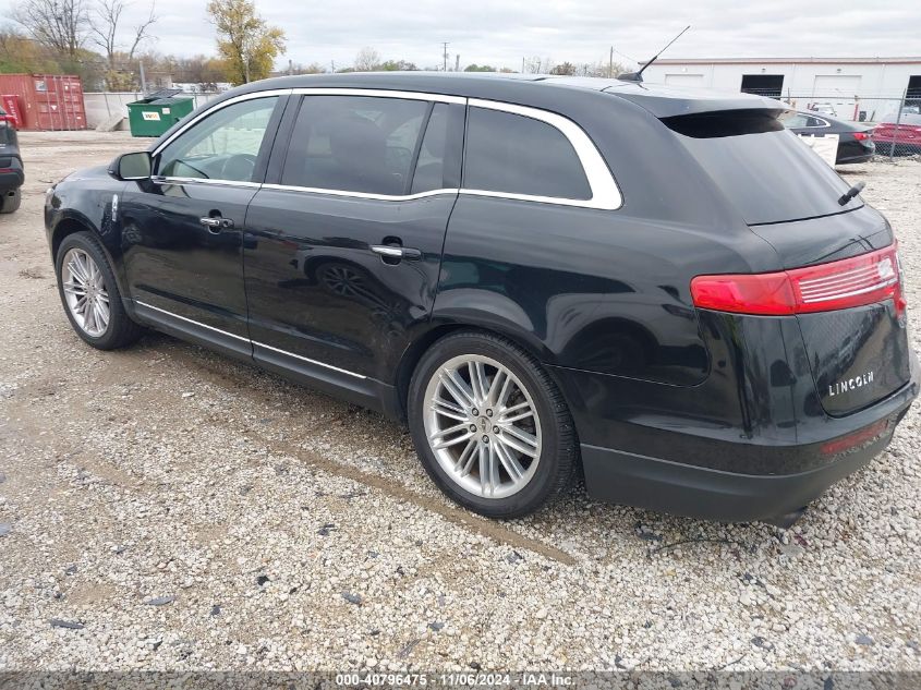 2019 Lincoln Mkt Reserve VIN: 2LMHJ5AT6KBL01976 Lot: 40796475