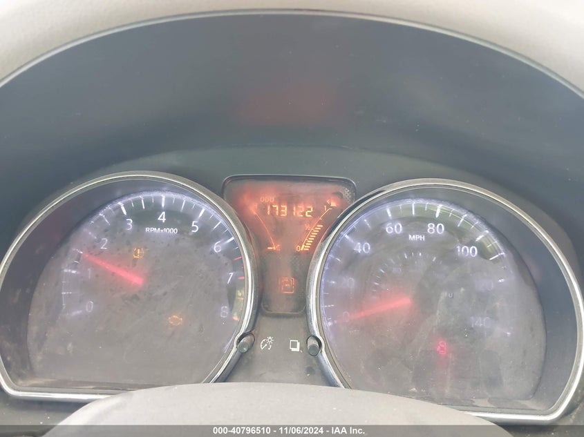 2014 NISSAN VERSA 1.6 SV - 3N1CN7AP4EL809761