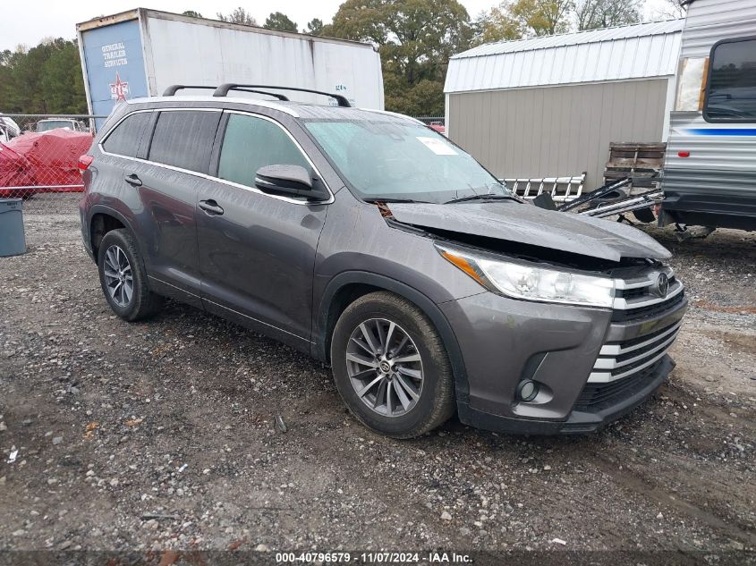 VIN 5TDKZRFH2JS541341 2018 TOYOTA HIGHLANDER no.1