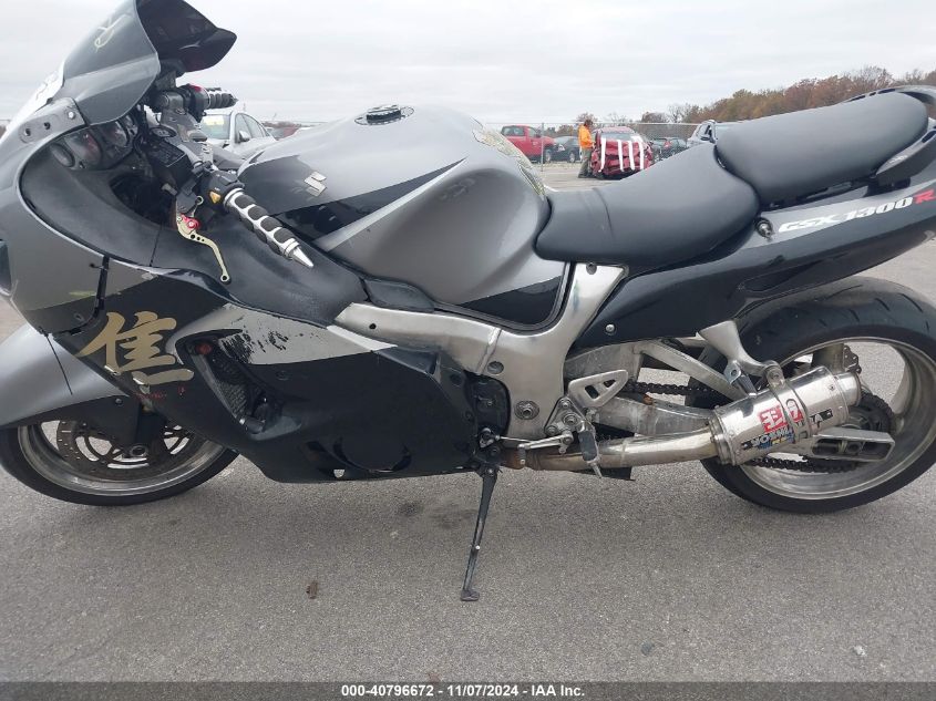 2005 Suzuki Gsx1300 Rk5 VIN: JS1GW71A552105880 Lot: 40796672